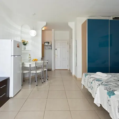 Ocean View Apartment *